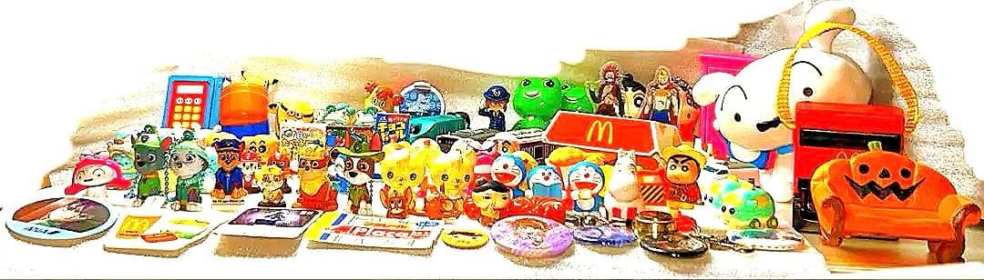 ポケモン、ドラえもん、ケロちゃん他、キャラクターグッズ89個セット