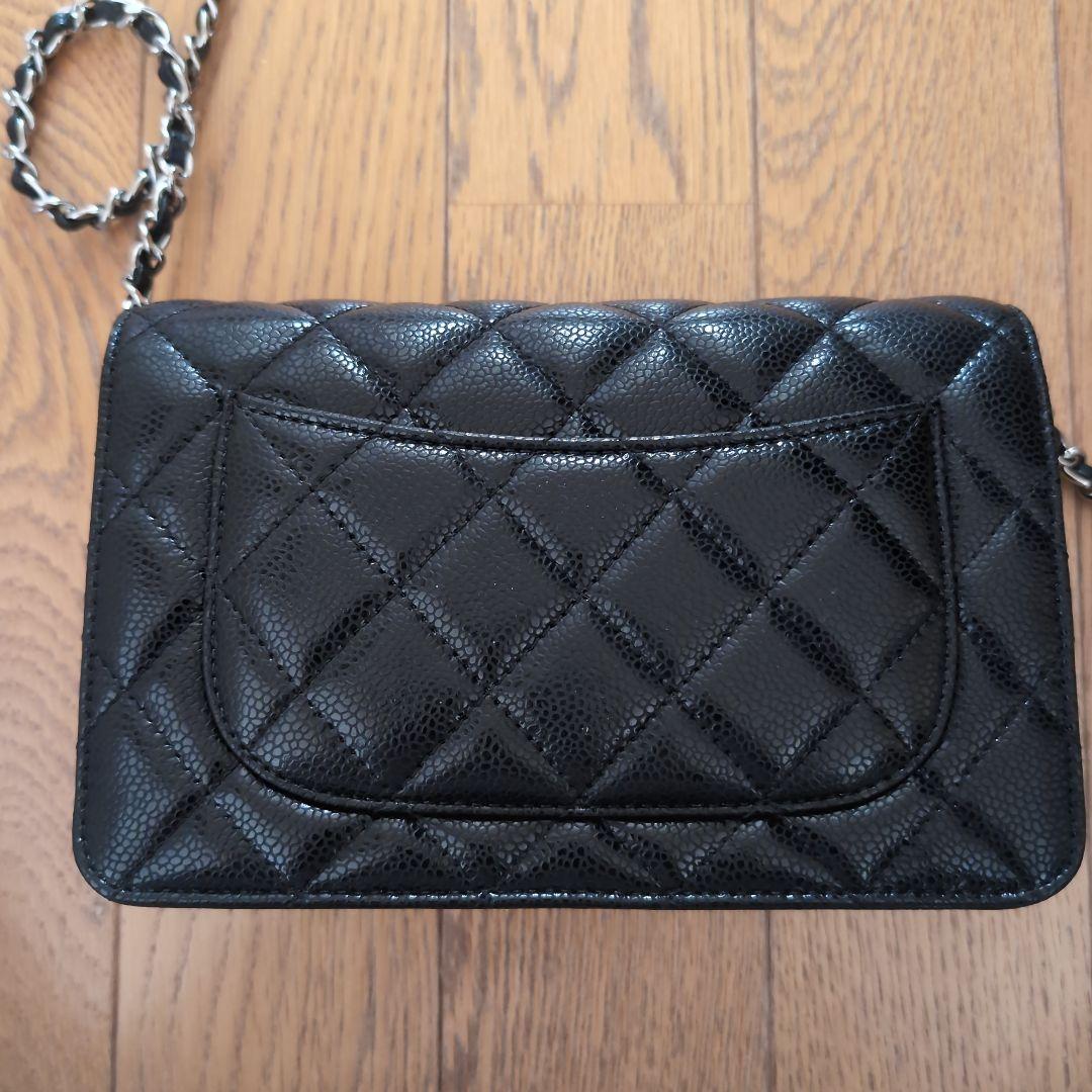 CHANEL ノベルティ　チェーン ウォレット