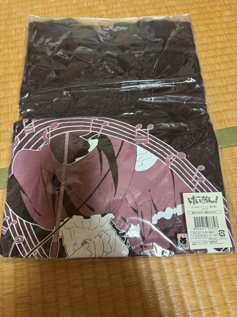 新品未開封　けいおん　Tシャツ　Lサイズ　平沢唯&秋山澪