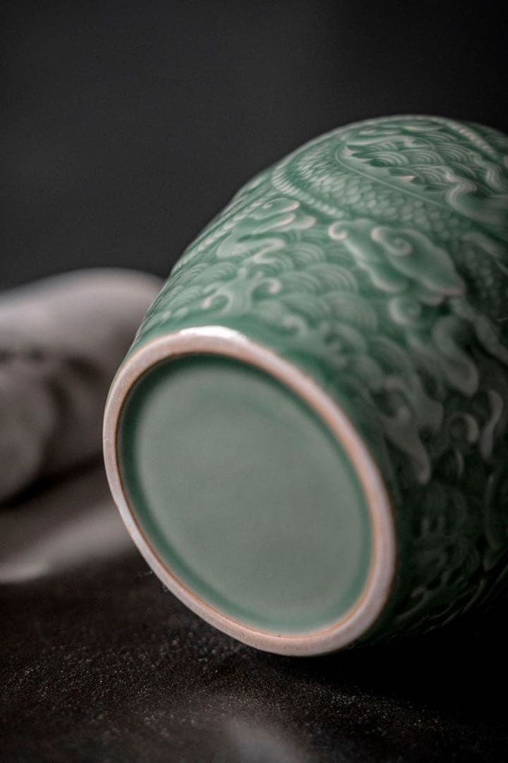 新品未使用　中国美術　茶筒　茶器　茶入れ　青磁　茶道具　龍鳳紋　置物