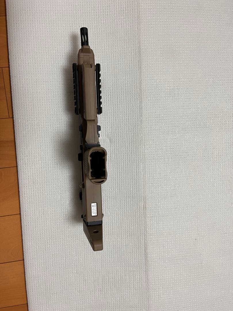 東京マルイ MP7A1 ガスブローバック　TANカラー