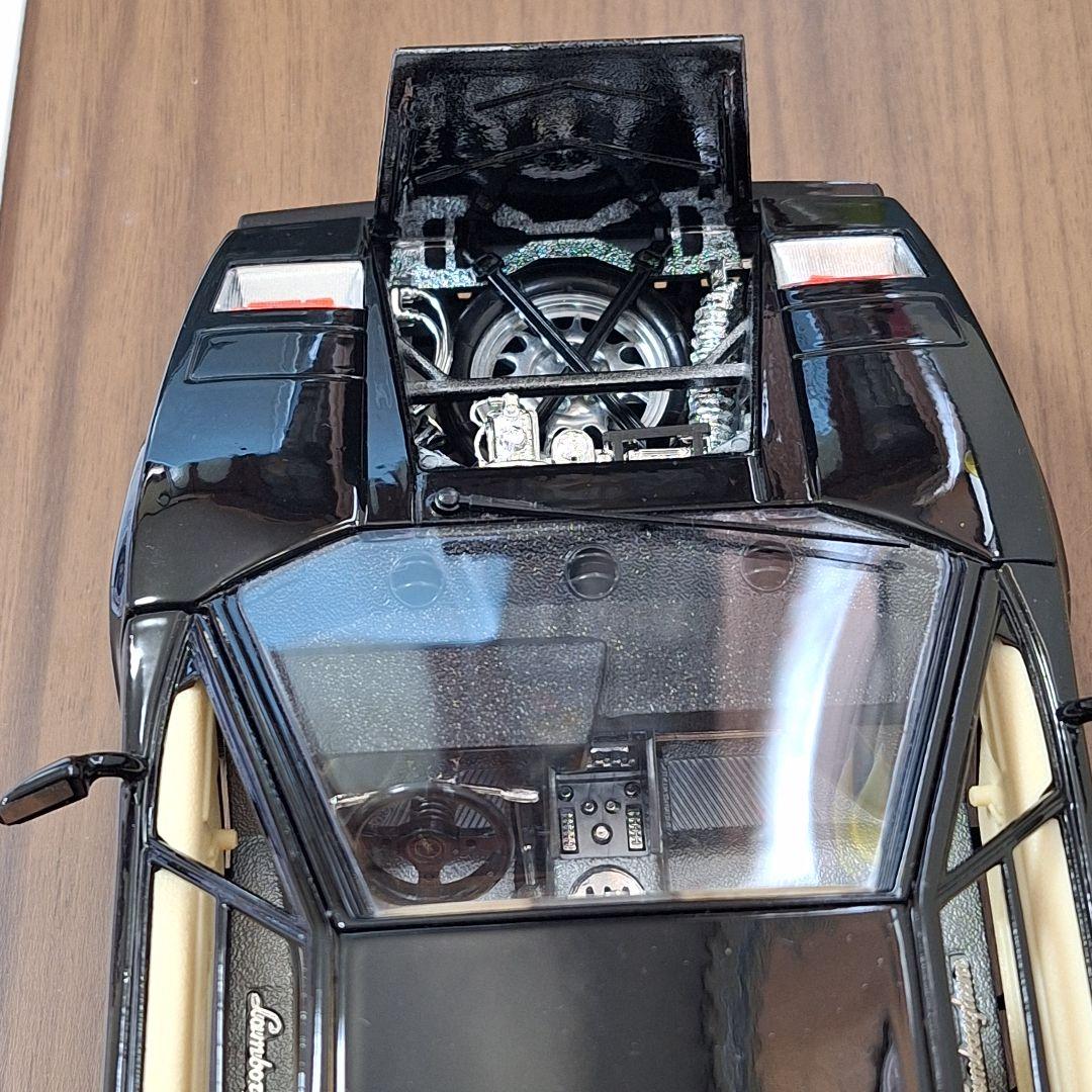 ミニカー ランボルギーニ カウンタック 1/18 ブラック