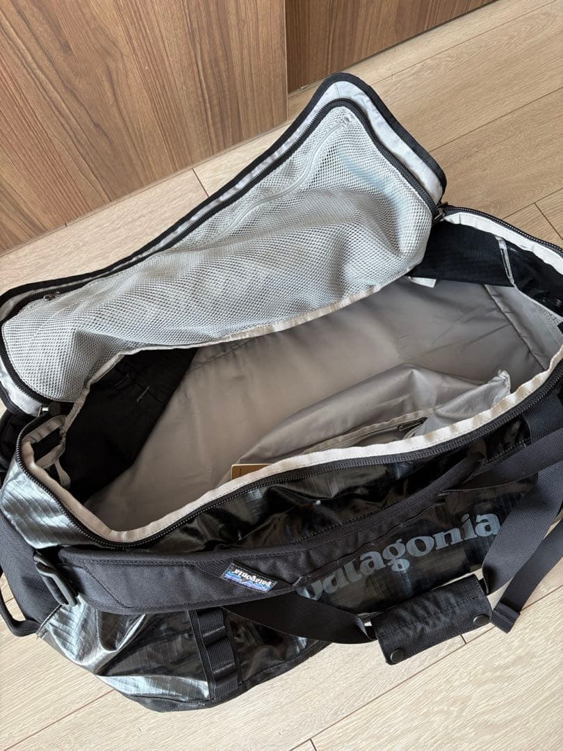 Patagoniaパタゴニア「ブラックホール・ダッフル 55L」極美品　バッグ