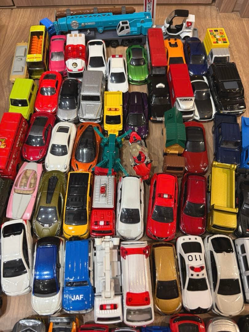 トミカ　まとめ売り　美品　ぐるぐるシュート！DXトミカパーキング　駐車場