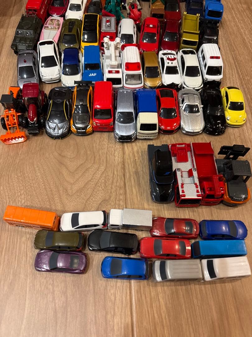 トミカ　まとめ売り　美品　ぐるぐるシュート！DXトミカパーキング　駐車場