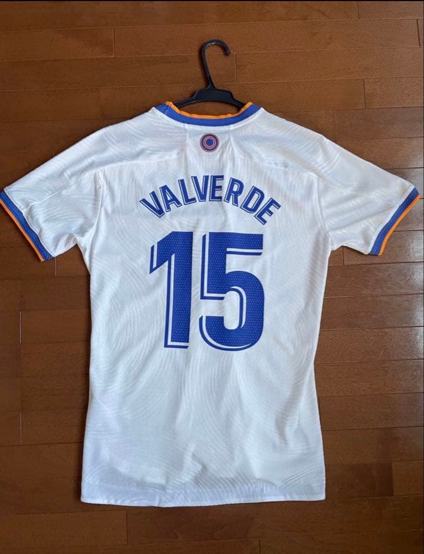 レアル・マドリード VALVERDE 15 ジャージ Lサイズ