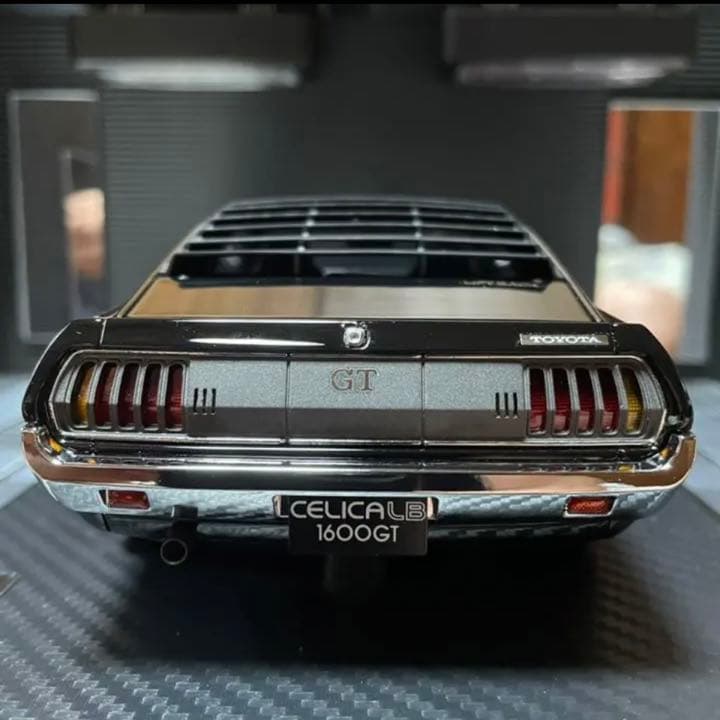 激レア未展示品イグニッションモデル1/18セリカ1600GT LB TA27 黒