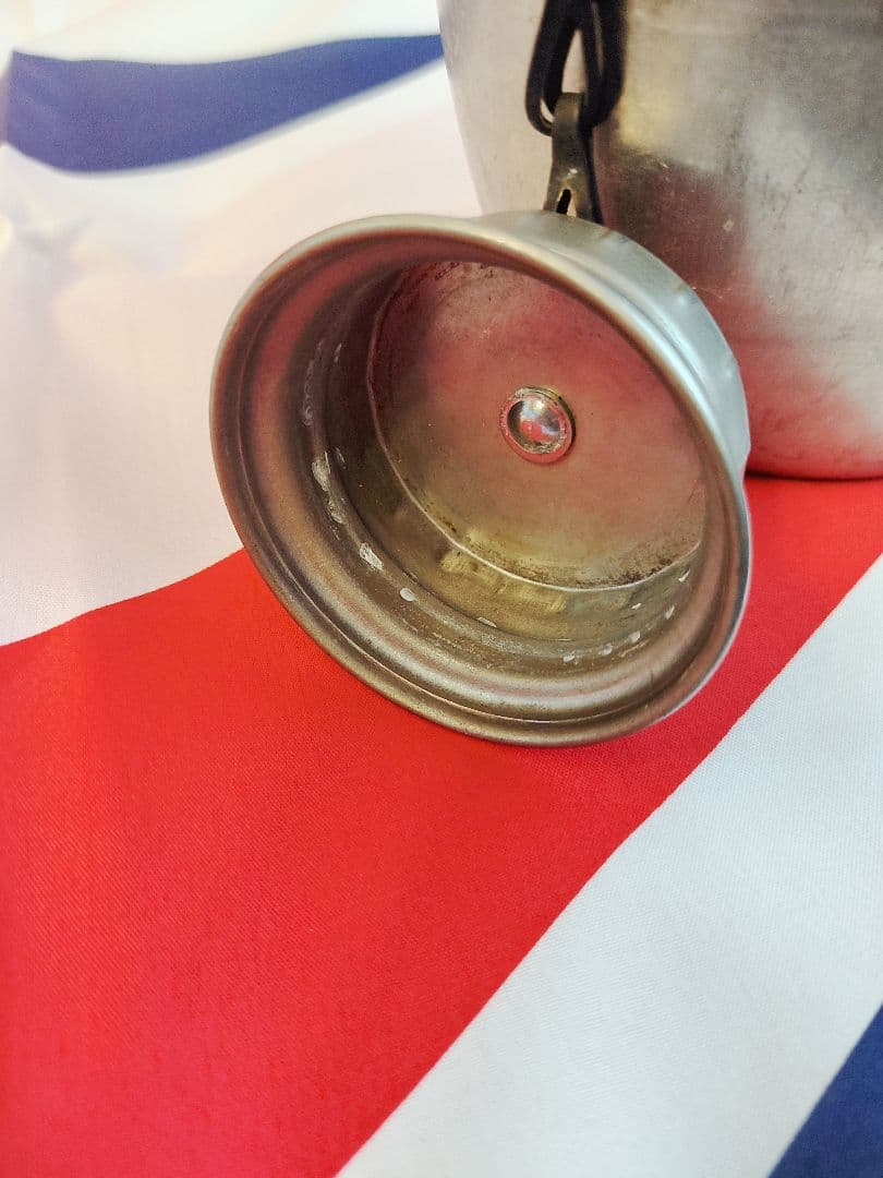 1944年型ビンテージイギリス陸軍放出品 キャンティ―ン 水筒 アルミ製81年前
