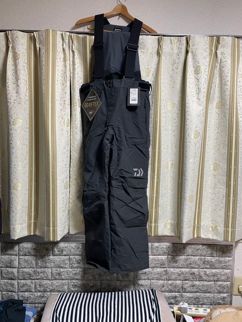 ダイワ GORE-TEX フィッシングスーツ Lサイズ