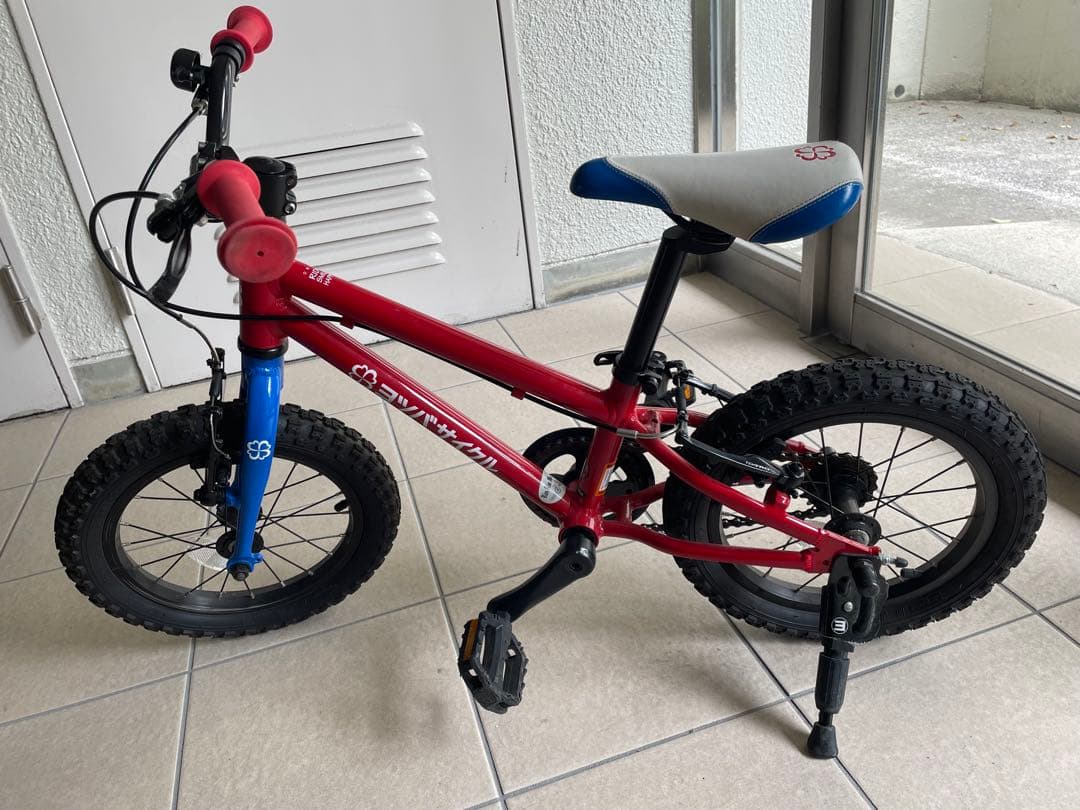 【引き渡し限定】ヨツバサイクル ヒーローレッド 14インチ