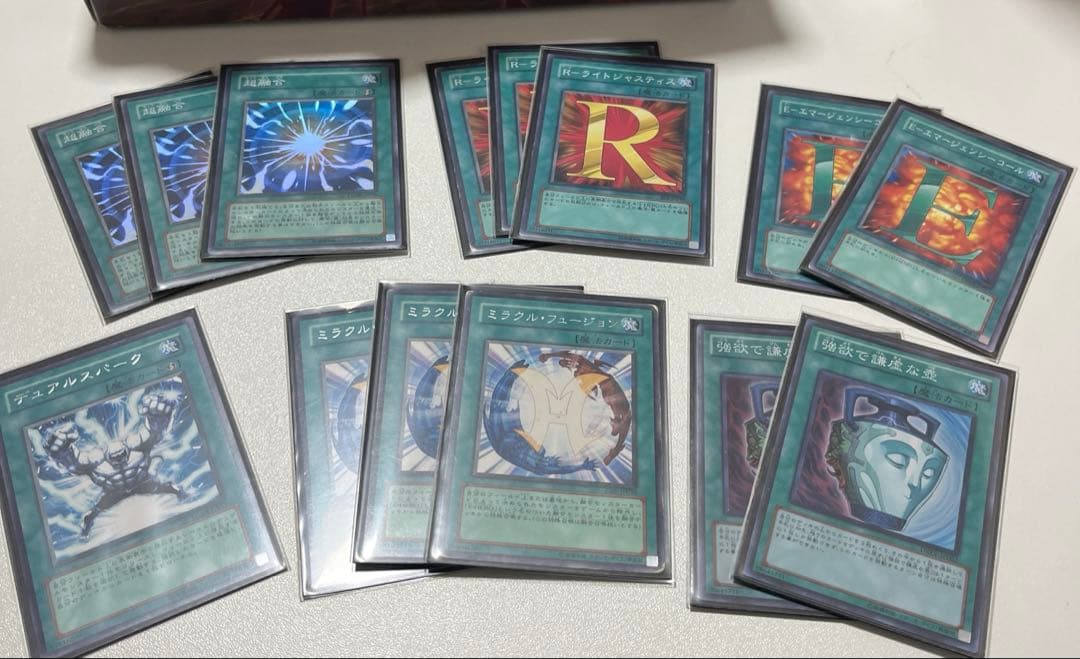 遊戯王　1103 ヒーローデッキパーツ