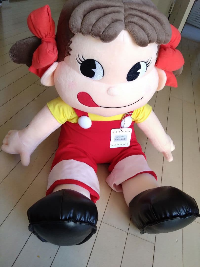 ペコちゃん ぬいぐるみ 大きめ ジャンボ 不二家 フジヤ シリアルナンバー付き