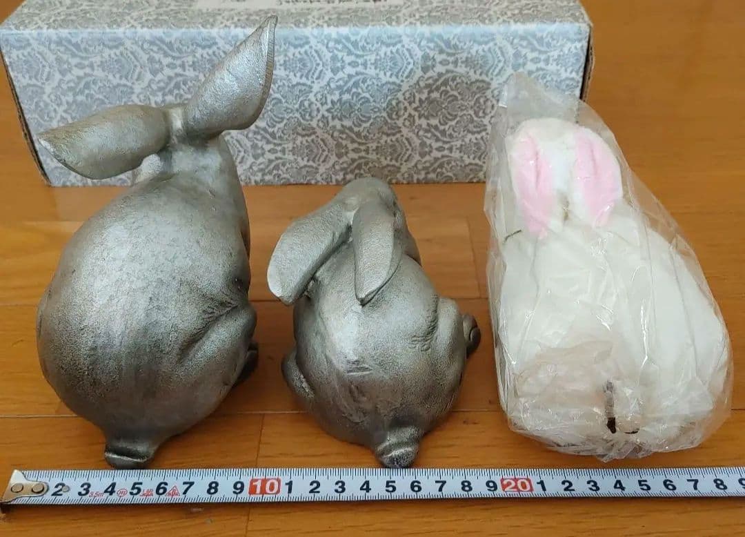 干支　ウサギの置物セット