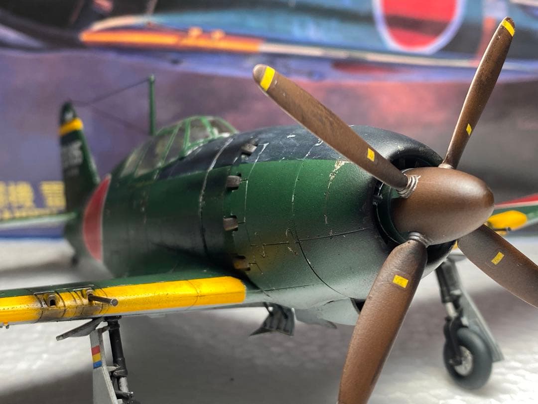 完成品　ハセガワ　1/48 局地戦闘機 雷電 21型　撃墜王　赤松中尉
