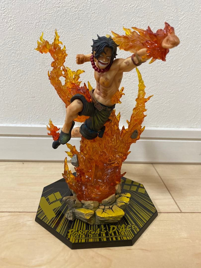 ワンピース　フィギュアーツzero　エース　マルコ　セット
