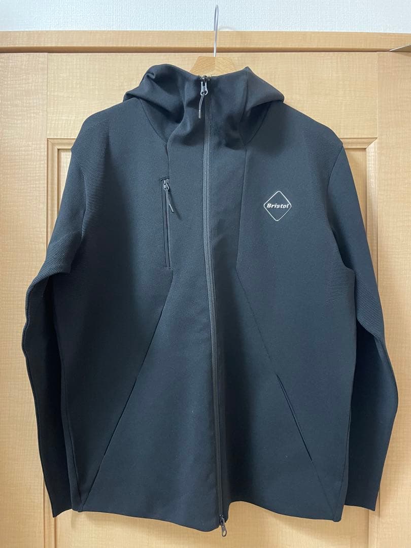 F.C.Real Bristol TECH KNIT セットアップ