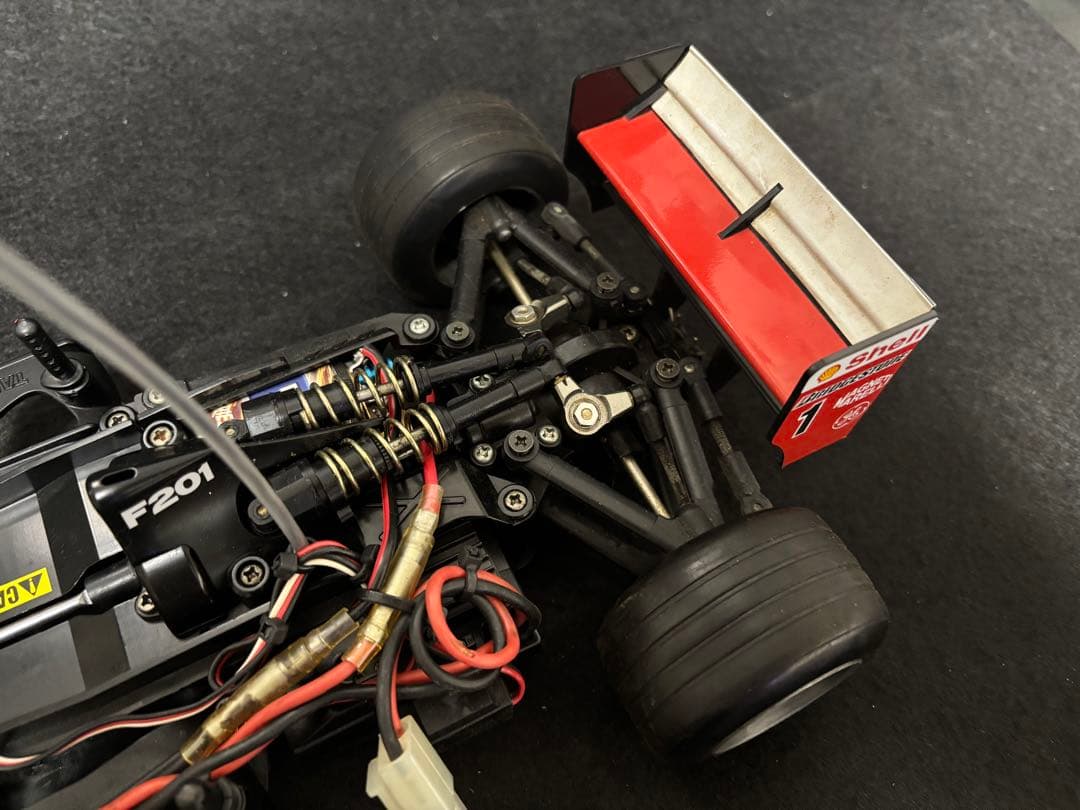 タミヤ 1/10 フェラーリ　F2001 ラジコン