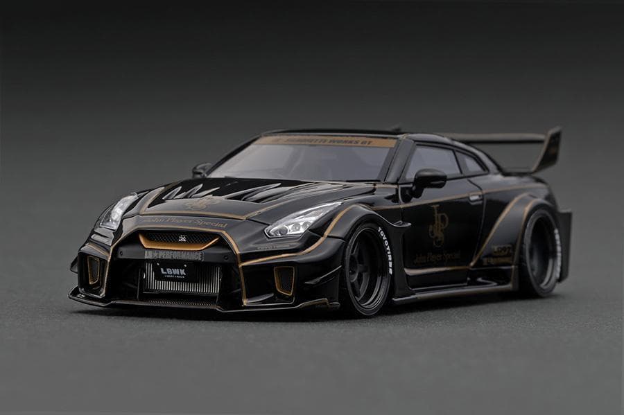 イグニッションモデル 1/43 LB-シルエット 35GT-RR エンジン付き