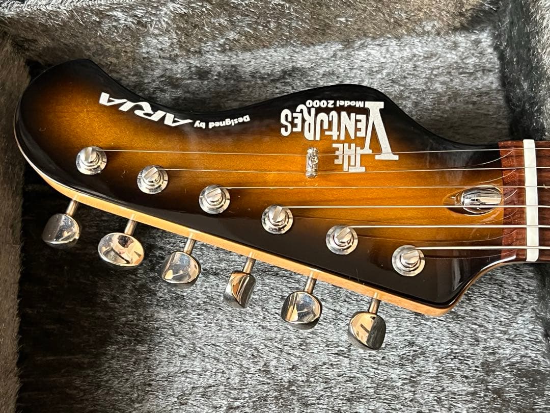 即発送 ARIA The Ventures Model 2000 VF-D1