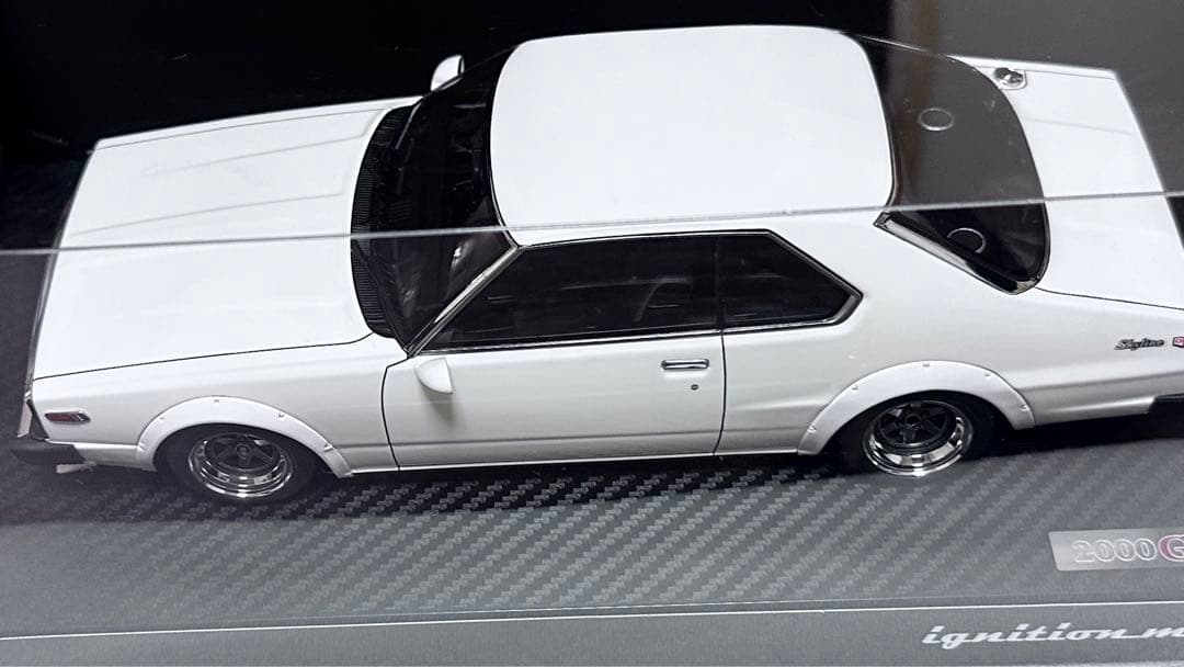 ミニカー 1/18 Nissan Skyline 2000GT-ES(C210)