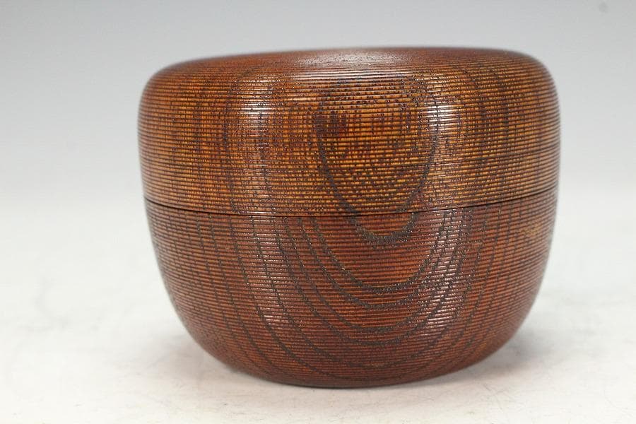 茶道具 塗師 辻 石斎作 糸目平棗 蓋内 雪蒔絵 共箱 美品(K-A642)