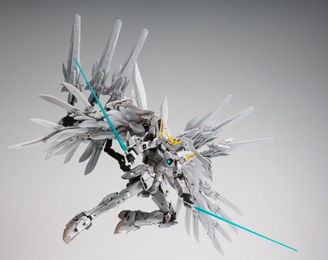 LCOMPOSITE　ウイングガンダムスノーホワイトプレリュード未開封品