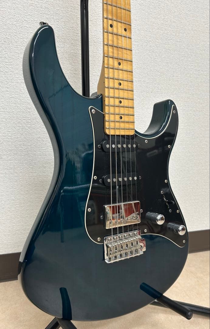 【ヤマハYAMAHA パシフィカ PACIFICA PAC312M II】中古品