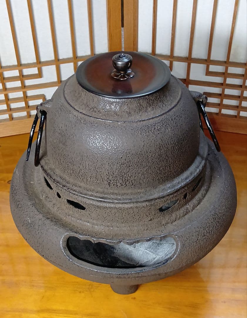 【未使用品！】 茶道具/朝鮮風炉釜 茶器 鉄瓶 鉄釜 唐銅蓋 釜環 茶釜 美品！