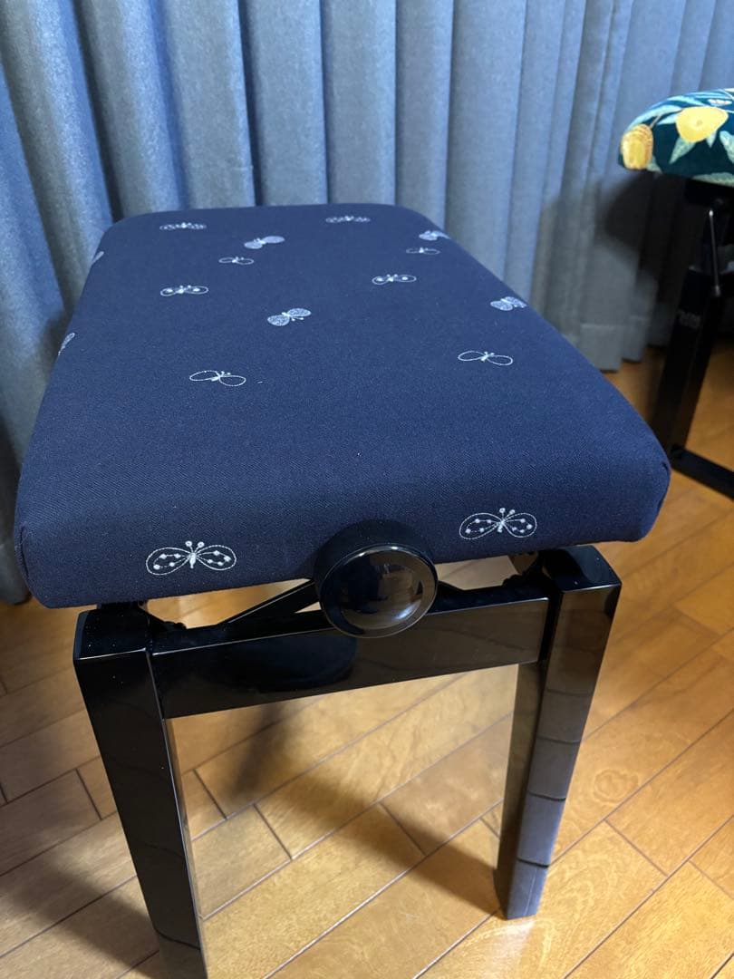 ピアノ椅子　ベンチ型