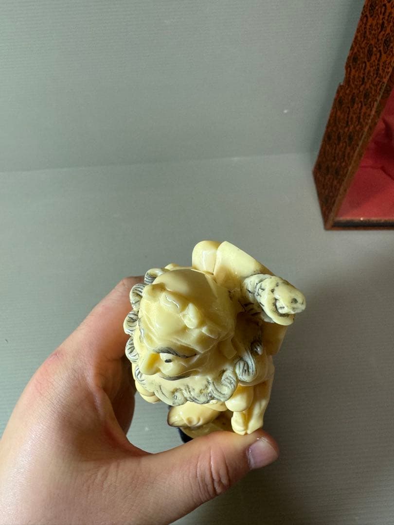 2875 根付　老人　置物　骨董品　時代物