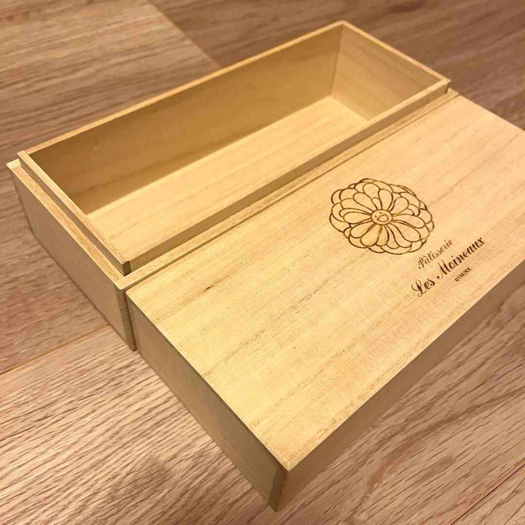 村上隆　尾形光琳シリーズ　光琳菊デザイン　コラボ桐箱　限定300個