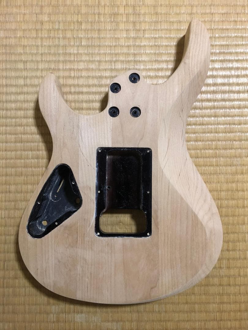 【YAMAHA】Pacificaボディ＆ネック