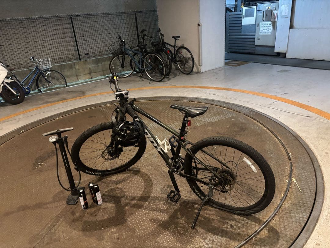 黒のマウンテンバイク 26インチ