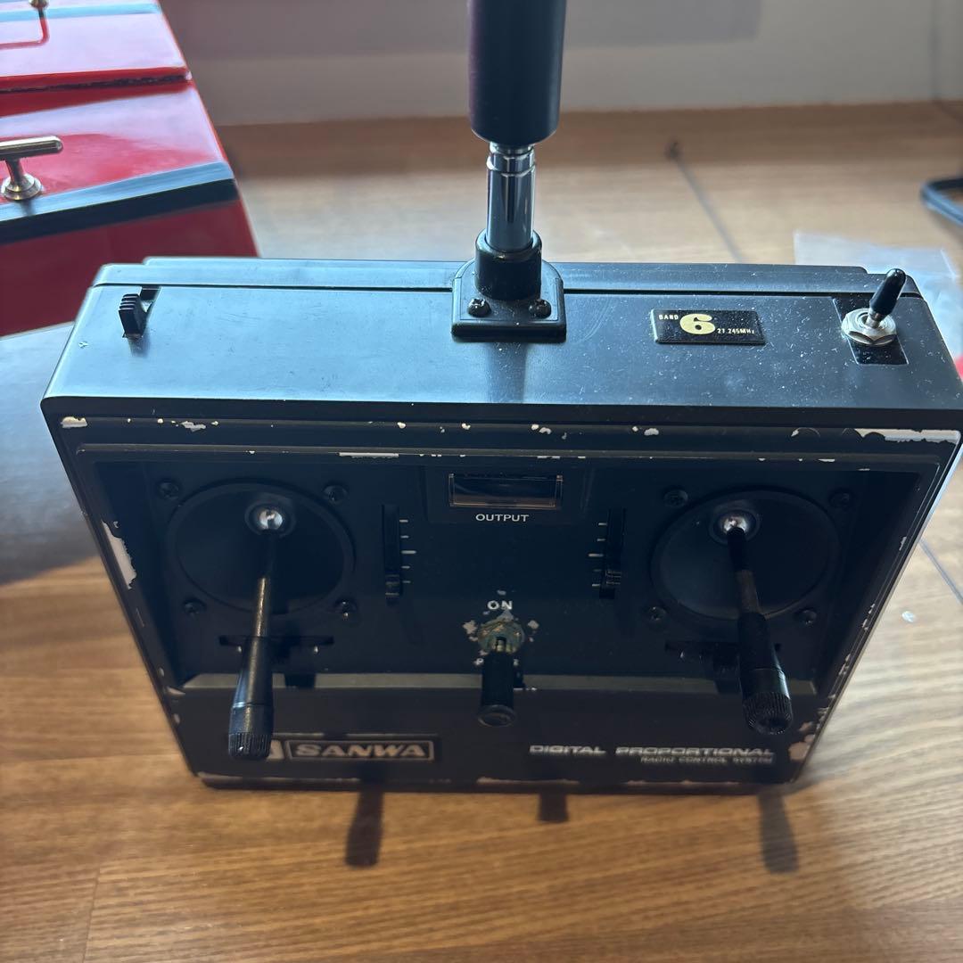 Cadet 65-V ＫＮＫ製木製ラジコンボート