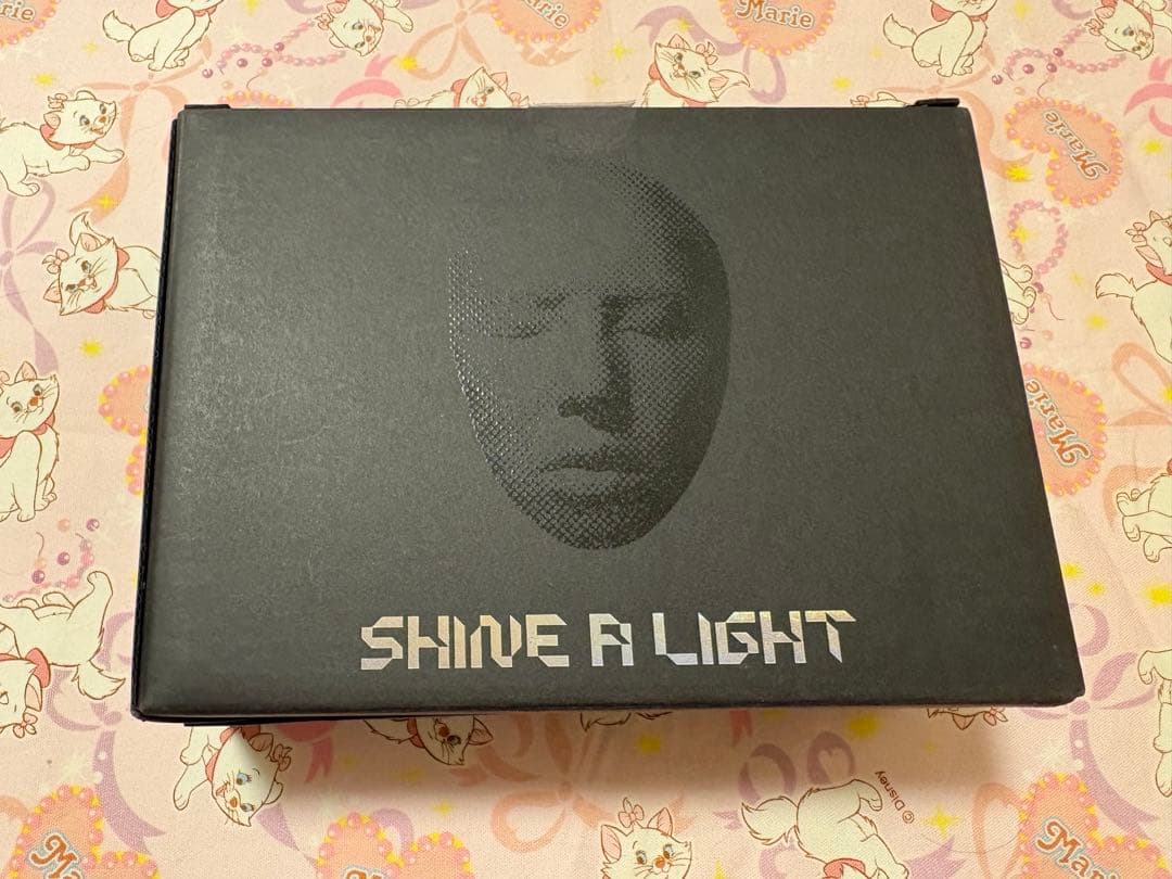 【美品】【初回生産限定】G-DRAGON shine a light アルバム