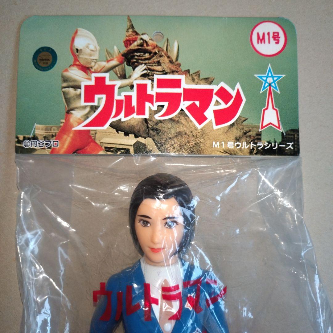 M1号ソフビフジアキコ&友理アンヌWF2006夏サイン会限定品直筆サイン入台座付