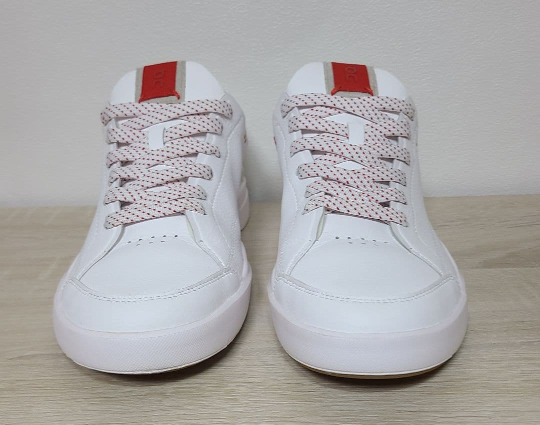 On オン THE ROGER Centre Court JP　日本web 限定