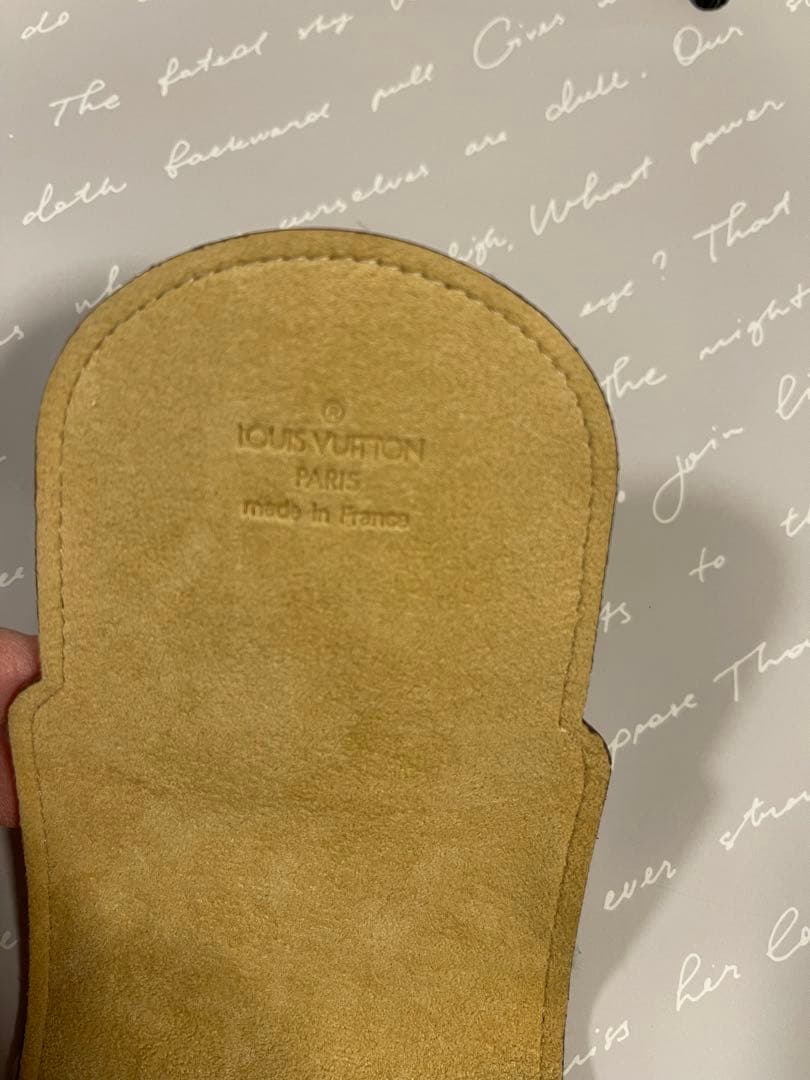Louis Vuitton モノグラムペンケースメガネケース