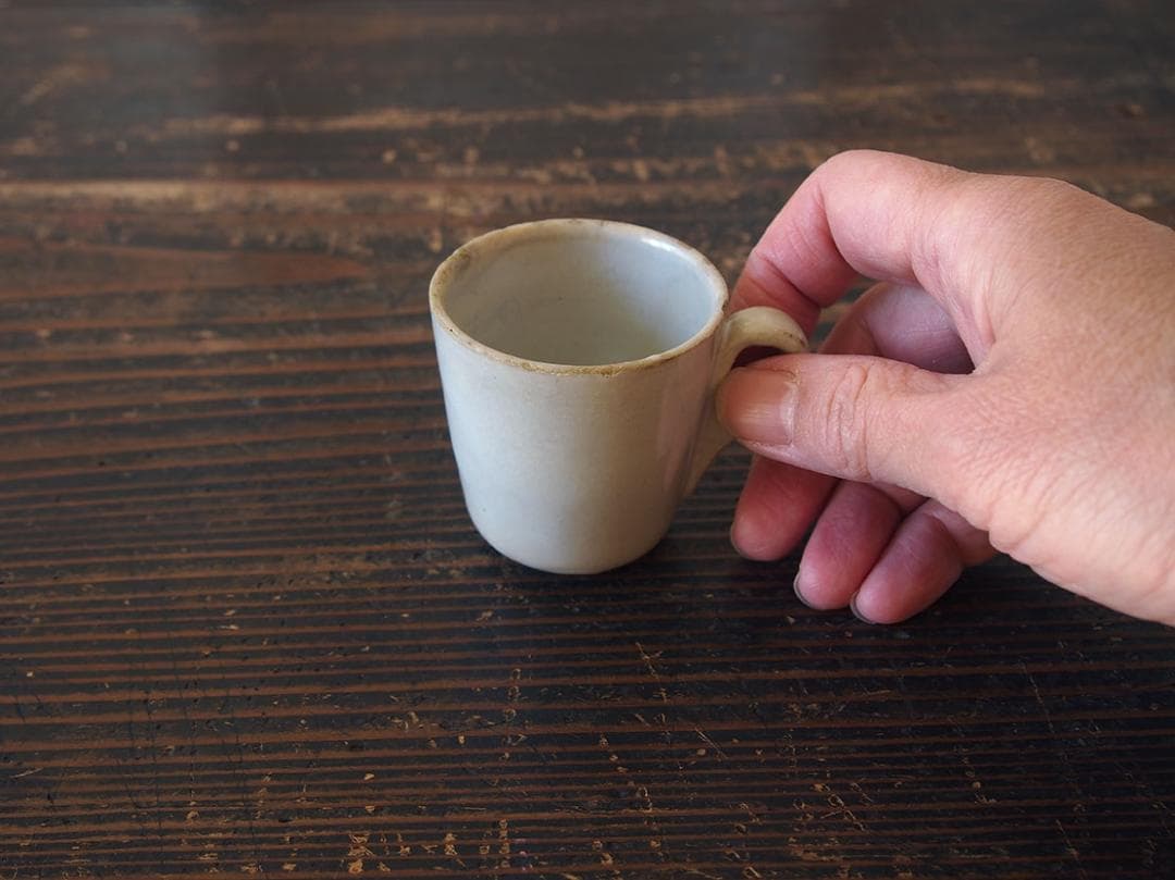 白釉薬 小さなコーヒーカップ マニセスカップスペイン古陶 古道具 工藝/K412