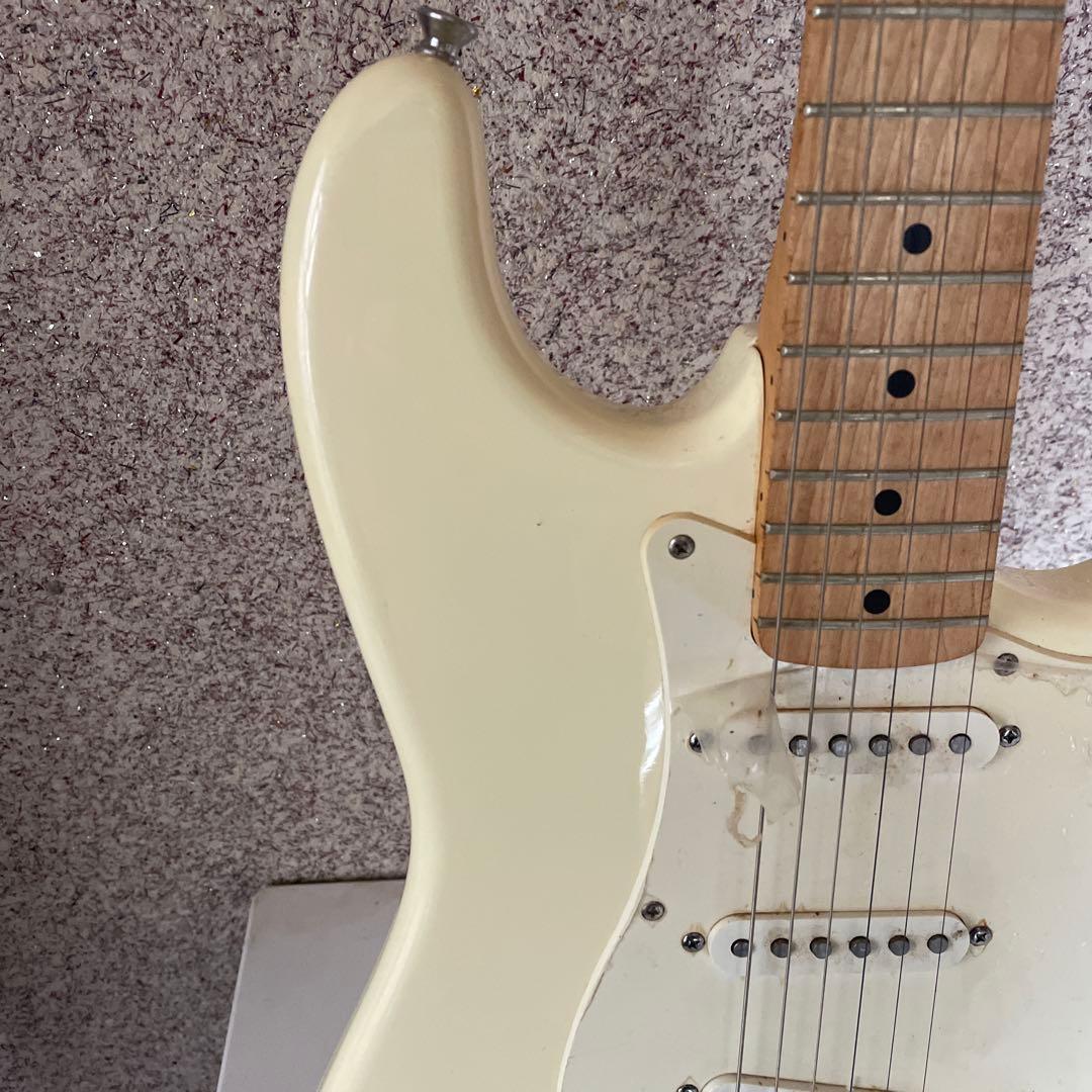 ギター Squier by Fender Stratocaster Affinity
