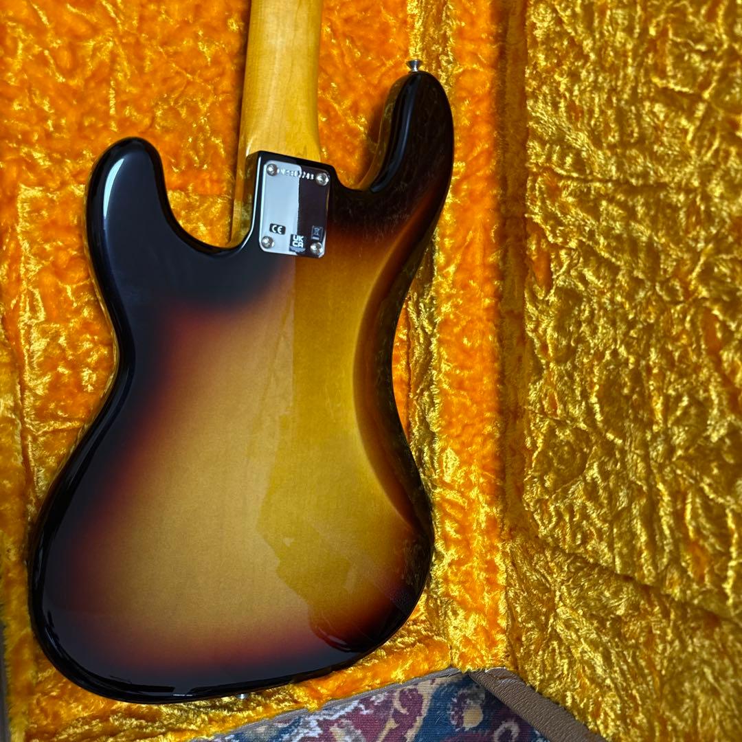 ベース Fender American Vintage Il 1960 PB