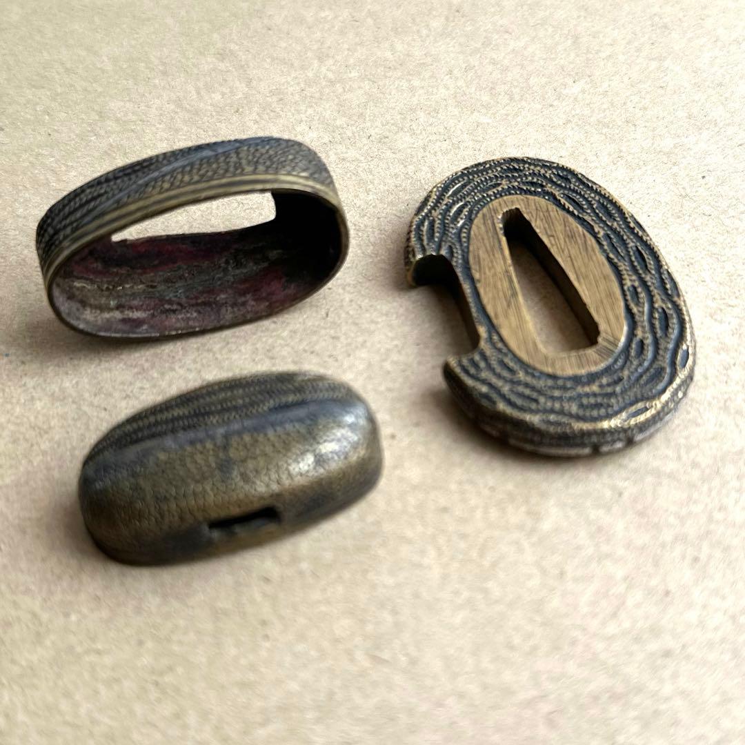 日本刀　大垣拵え　喰み出鐔　縁頭　3点