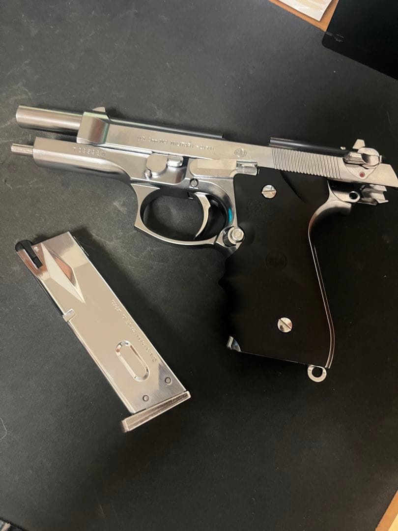 東京マルイ　M92F ミリタリーモデル シルバー