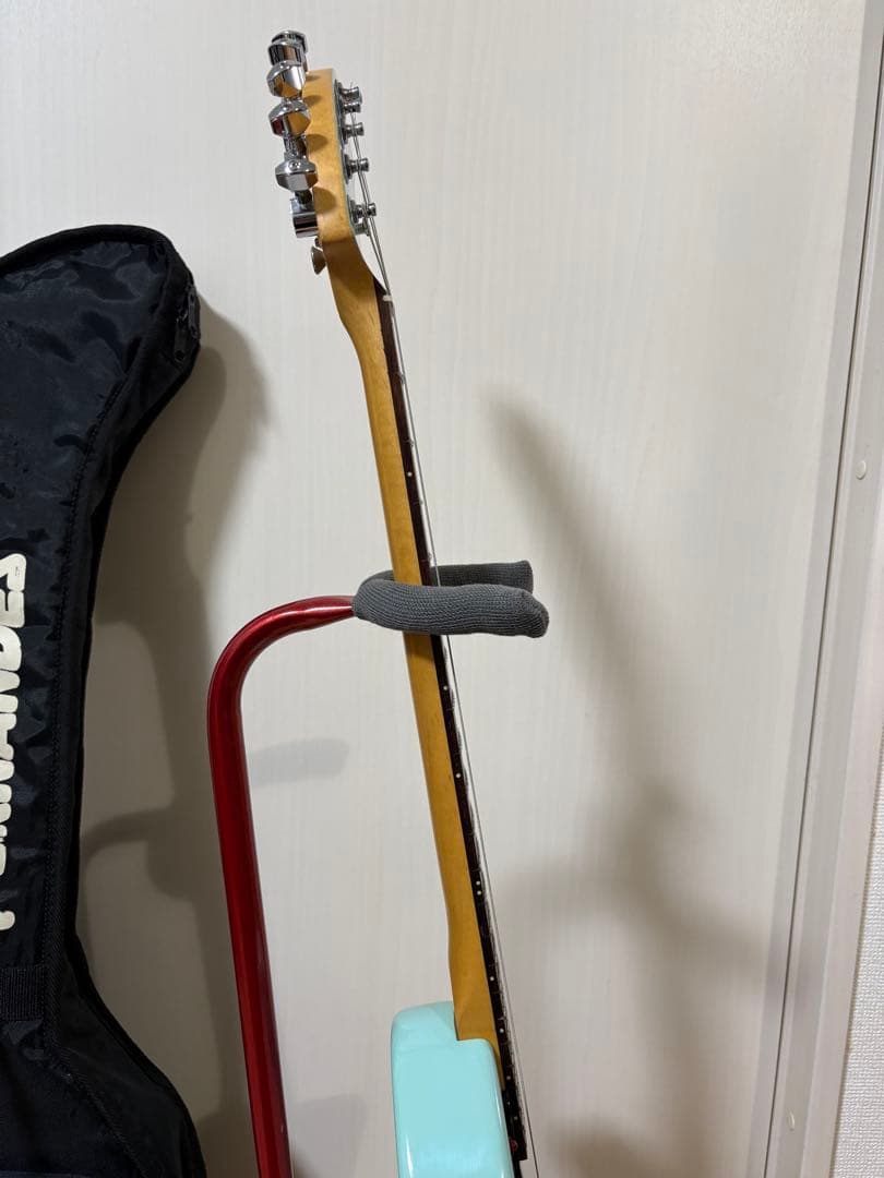 Fernandes ZO-3 内蔵アンプOK！社外ピックガード・純正ケース付
