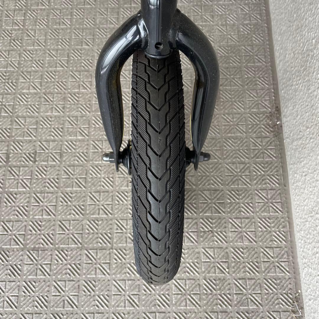 STRIDER SPORT　12インチ　ピンク　バランスバイク　ランバイク