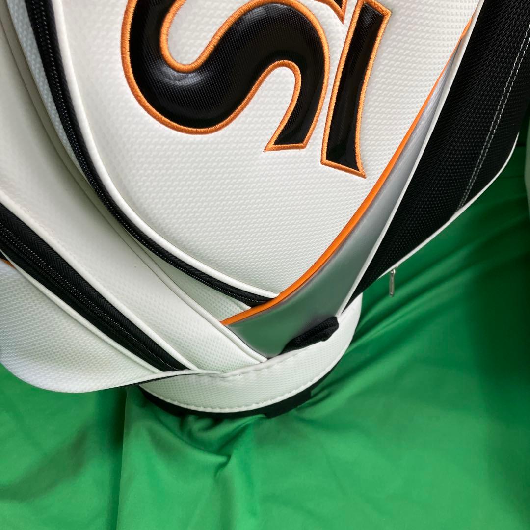 Srixon スリクソンキャディバッグ GGC-S092G 白　早い者勝ち‼️