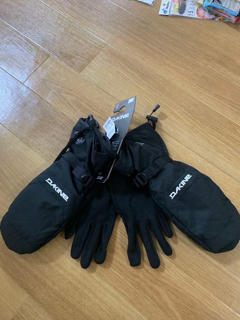 新品未使用　DAKINE ミトングローブ　ダカイン