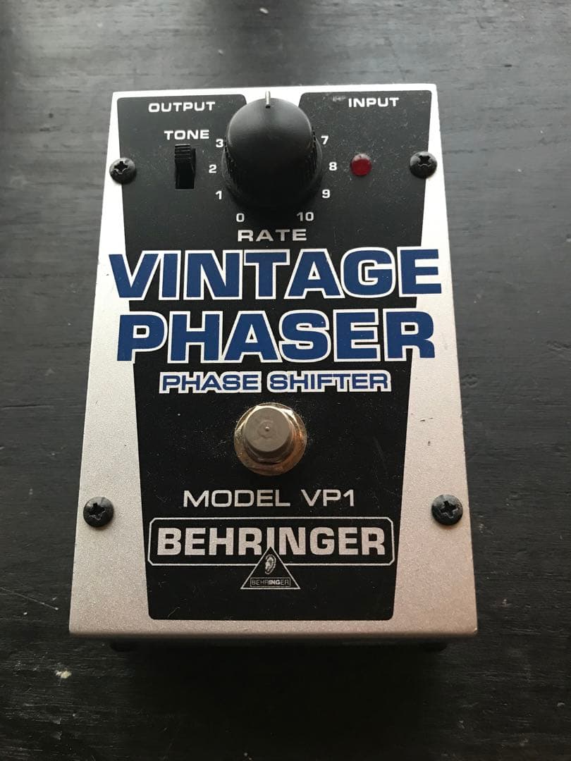 BEHRINGER ヴィンテージエフェクターセット　未チェック