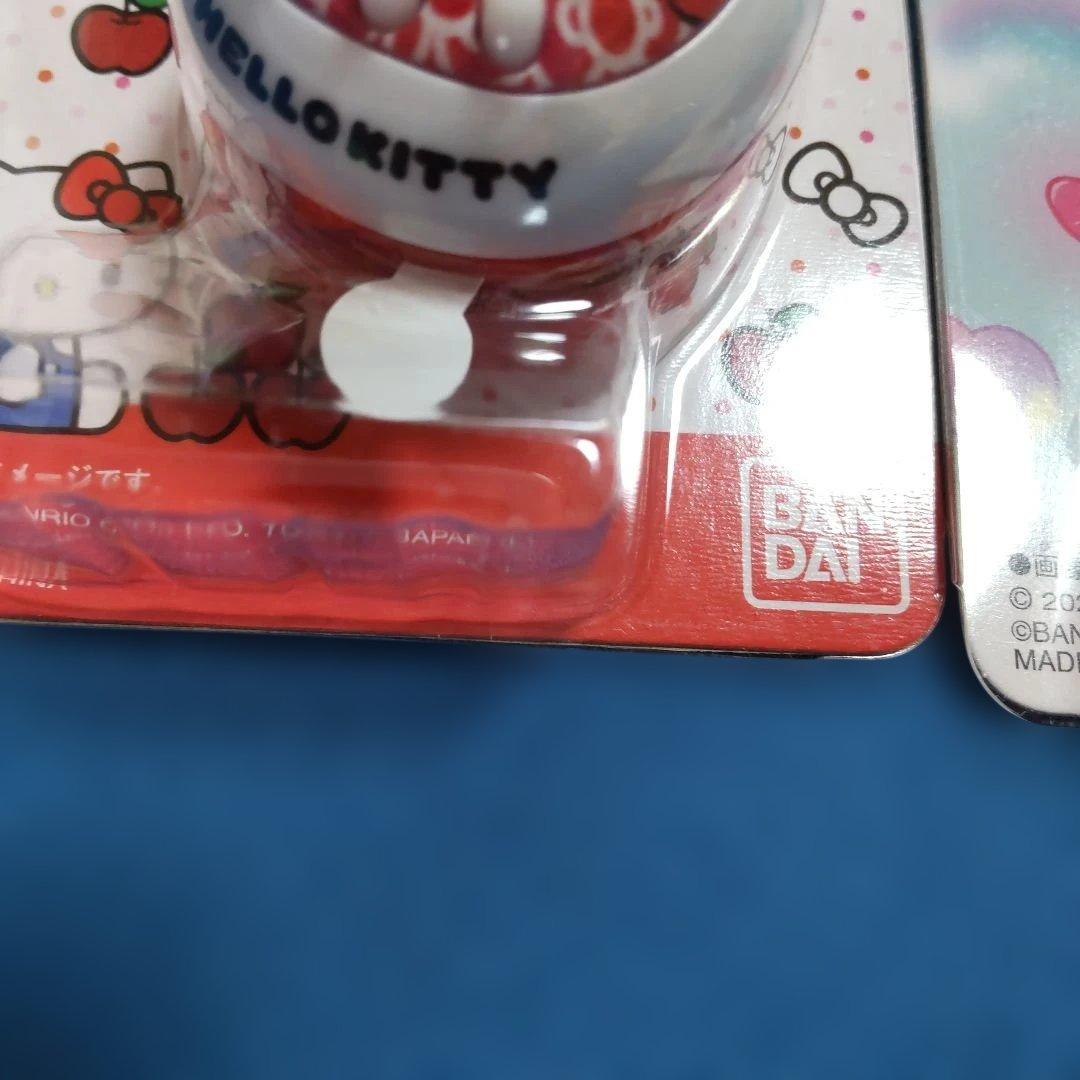 ハローキティたまごっち　50周年コラボ　BANDAI　レッド&スカイブルーセット