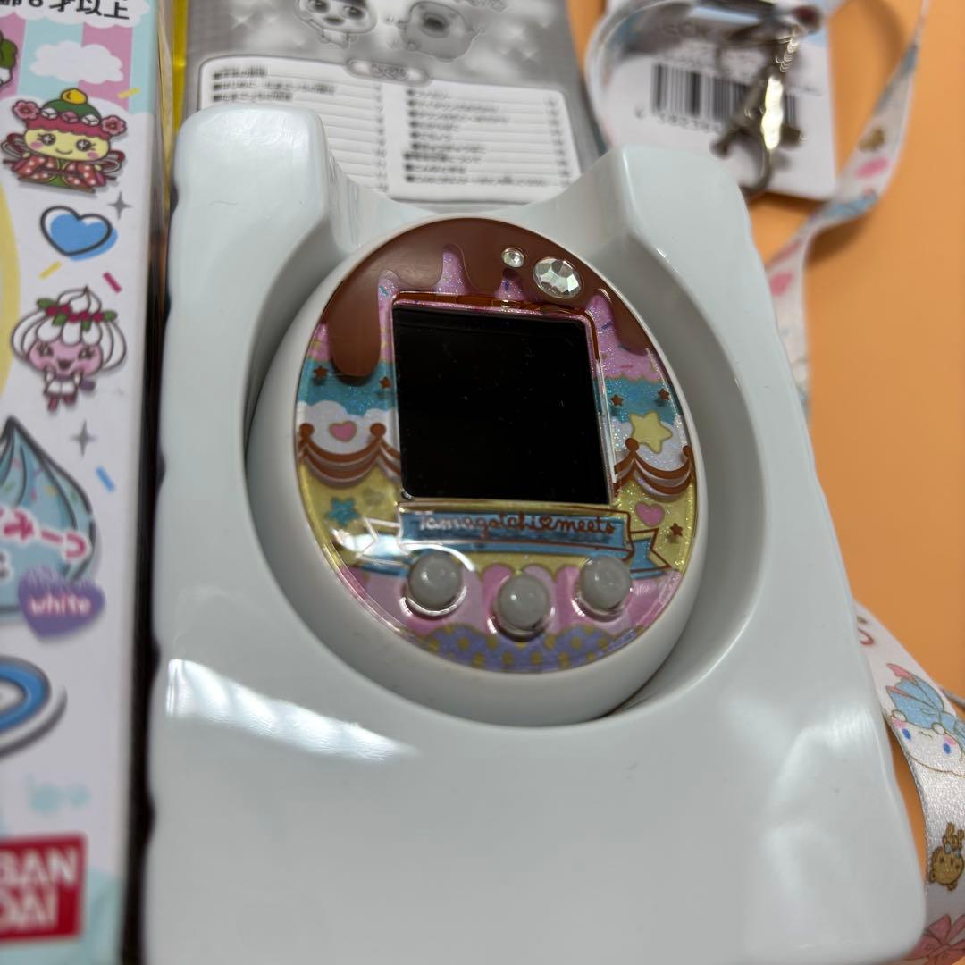 【美品】たまごっちみーつ　スイーツ　ストラップ付き